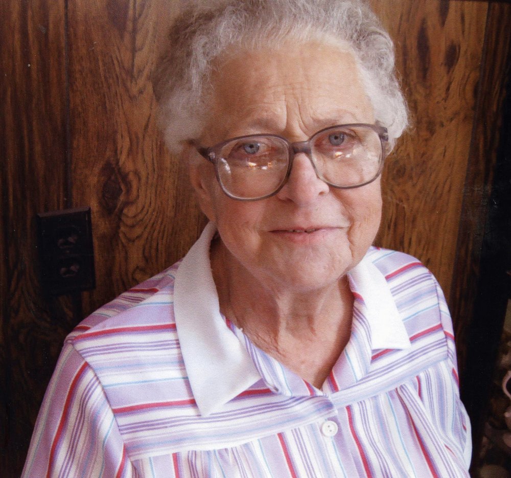 Obituary Of Julia Tressler C S Fredlock Funeral Home Proudly Return To C S Fredlock Funeral Home P A Oakland Chapel
